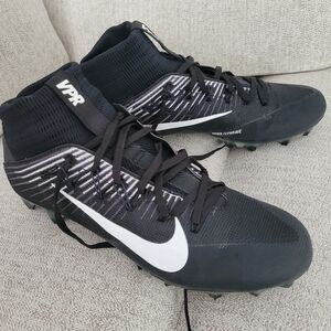 Nike Vapor Untouchable Fly Football Cleats